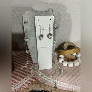 Stella & Dot retired Esmee Leaf Drop earrings and a matching statement necklace